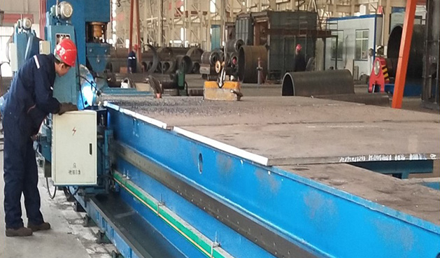 銑邊機